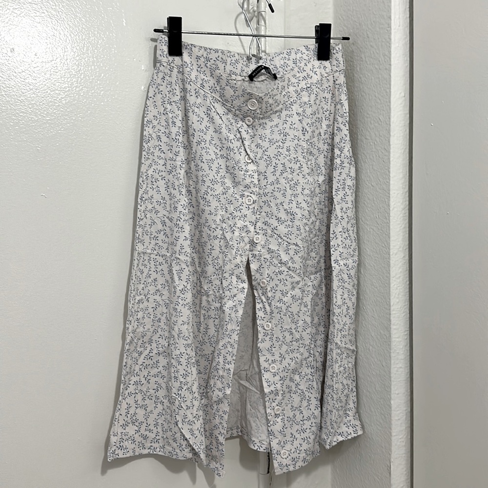 Brandy Melville floral midi skirt